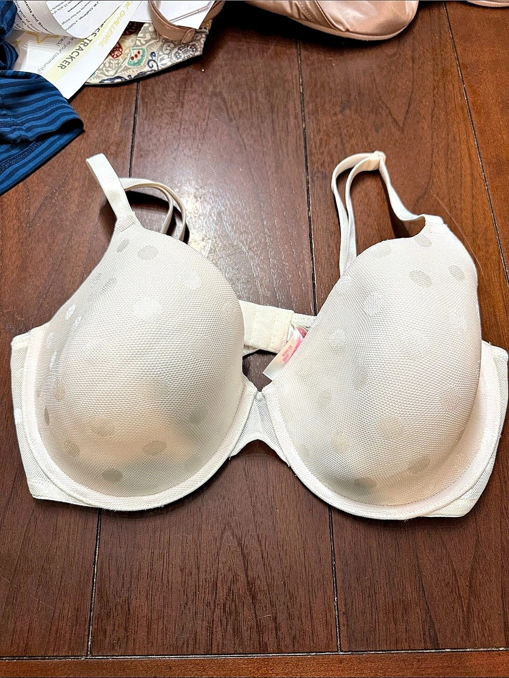 Victoria's Secret Cream & Pink Bra 38 DD